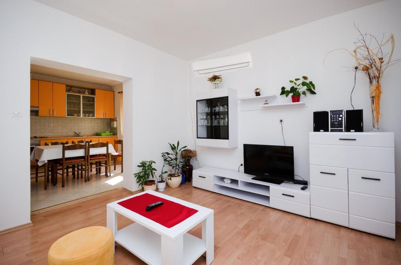 Apartment Ruza Lopar Exteriör bild