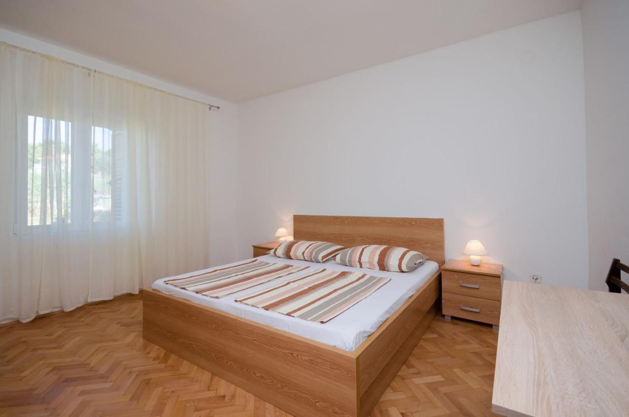 Apartment Ruza Lopar Exteriör bild