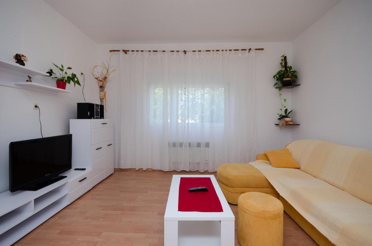 Apartment Ruza Lopar Exteriör bild